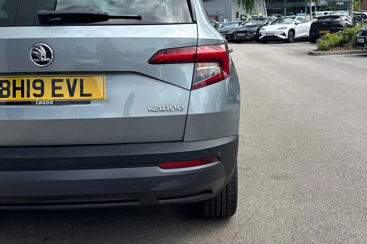 2019-skoda-karoq-20tdi-se-big-25