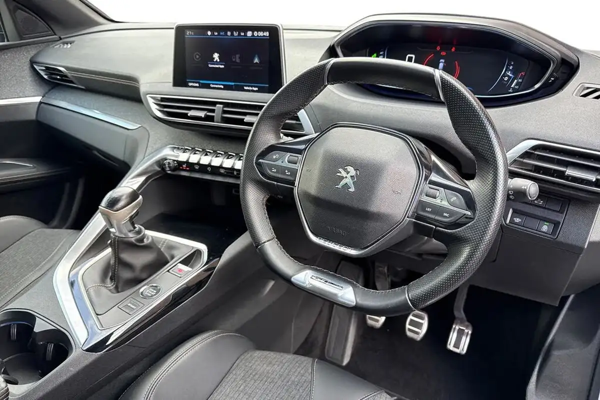 2019-peugeot-3008-suv-12-puretech-gt-line-premium-big-6
