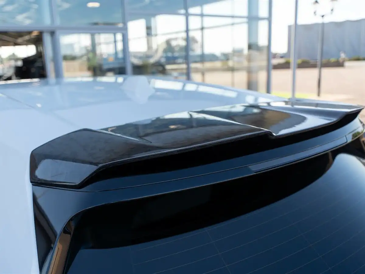 2023-rolls-royce-cullinan-675-big-35