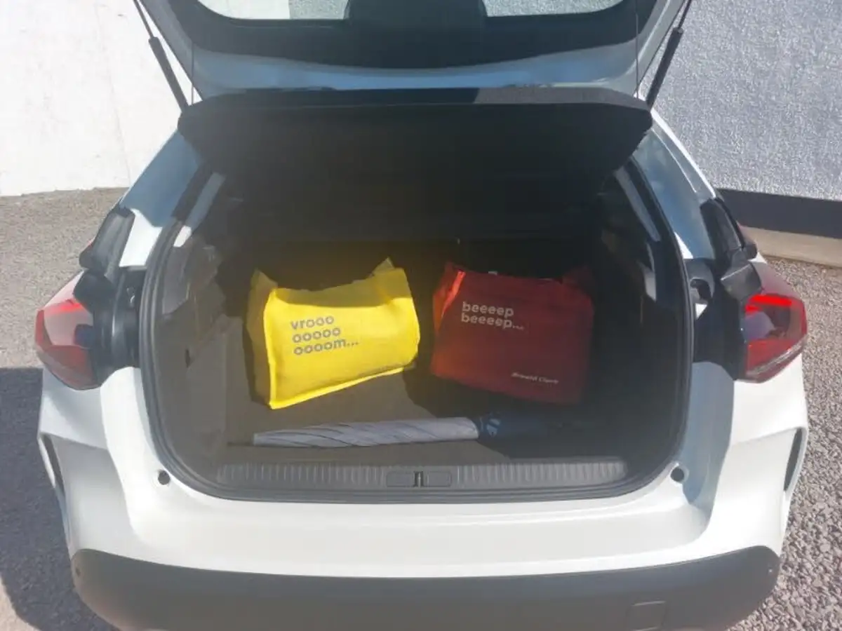 2024-citroen-c4-12-puretech-you-ss-big-7