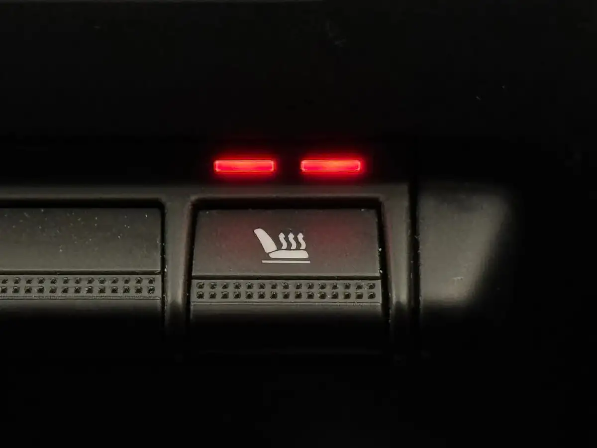 2024-renault-clio-10-tce-esprit-alpine-big-25