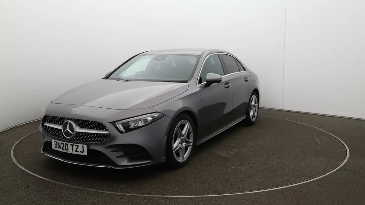 2020-mercedes-benz-a-class-13-a200-amg-line-saloon-4d-7g-dct-big-35