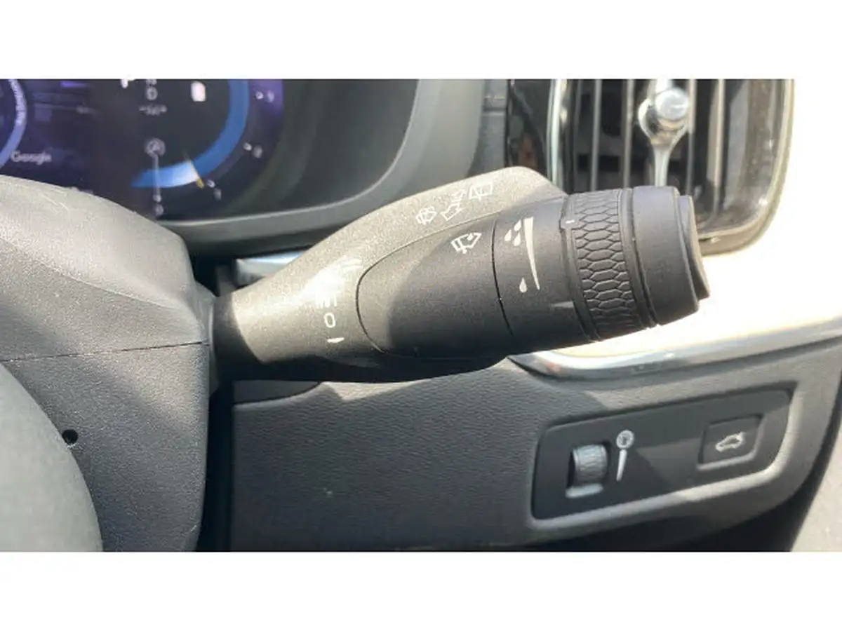 2021-volvo-xc60-20td-b4-inscription-pro-awd-big-23