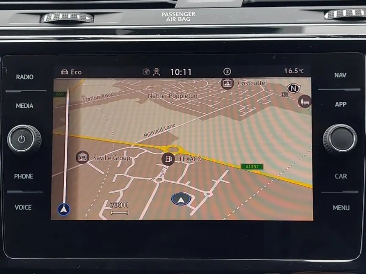 2020-volkswagen-touran-15-tsi-sel-dsg-big-10