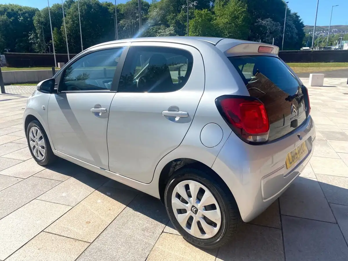 2015-citroen-c1-10-vti-feel-5d-big-3