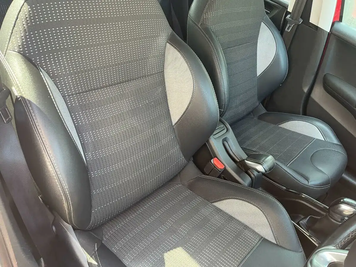 2019-peugeot-2008-suv-12-puretech-allure-82bhp-big-15