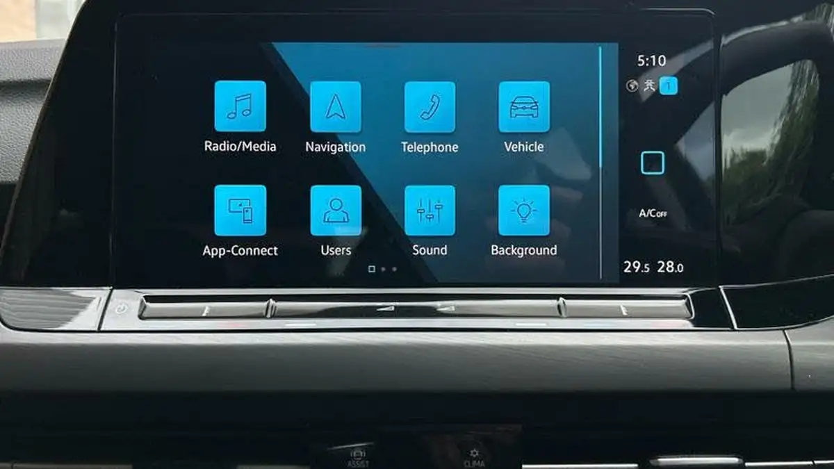 2023-volkswagen-golf-15-tsi-style-edition-150ps-big-27