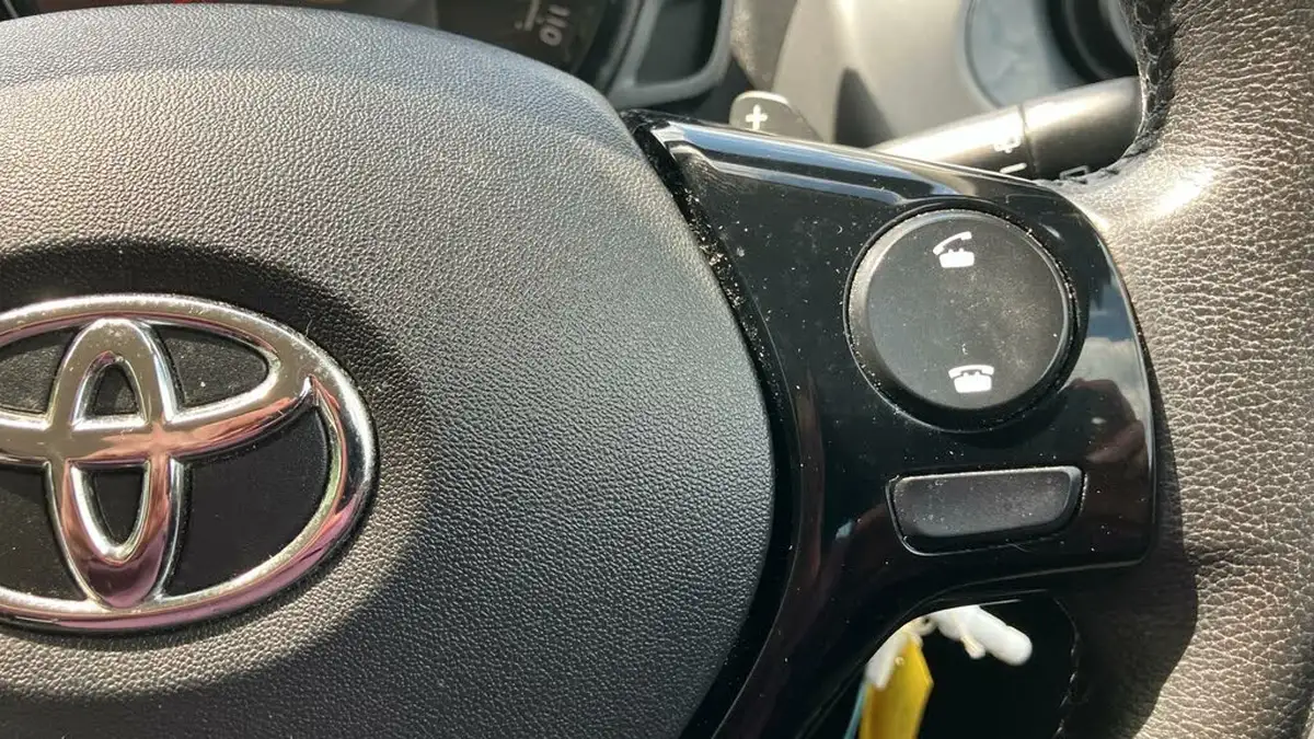 2019-toyota-aygo-10-vvt-i-x-play-tss-x-shift-big-26