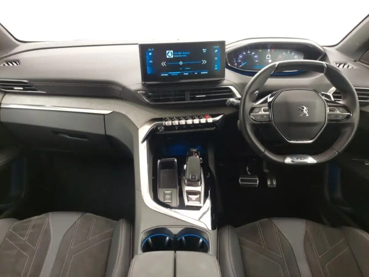 2021-peugeot-3008-suv-12-puretech-gt-eat8-big-2