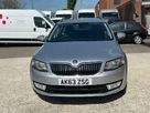 2014-skoda-octavia-16tdi-se-estate-small-14