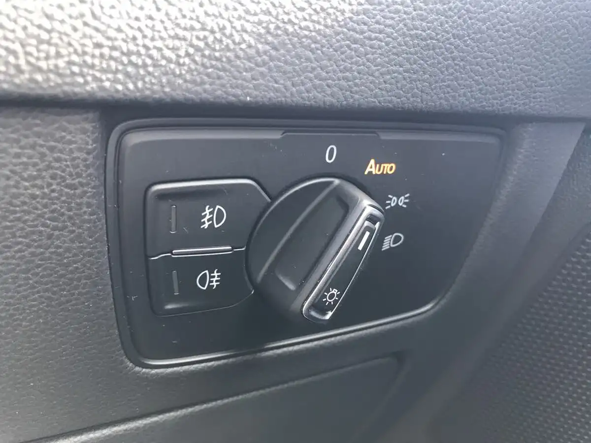 2021-volkswagen-passat-15-tsi-sel-estate-5d-dsg-big-22