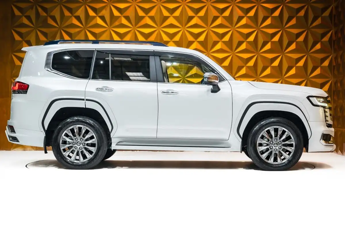 2024-toyota-land-cruiser-big-8