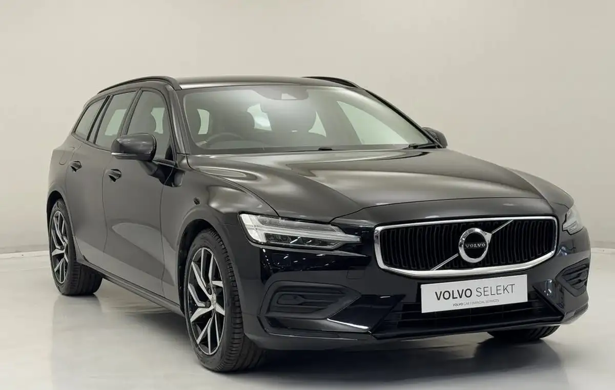 2020-volvo-v60-20td-d4-momentum-plus-geartronic-big-0