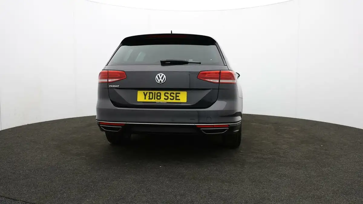 2018-volkswagen-passat-20tdi-r-line-150ps-ss-estate-5d-dsg-big-63