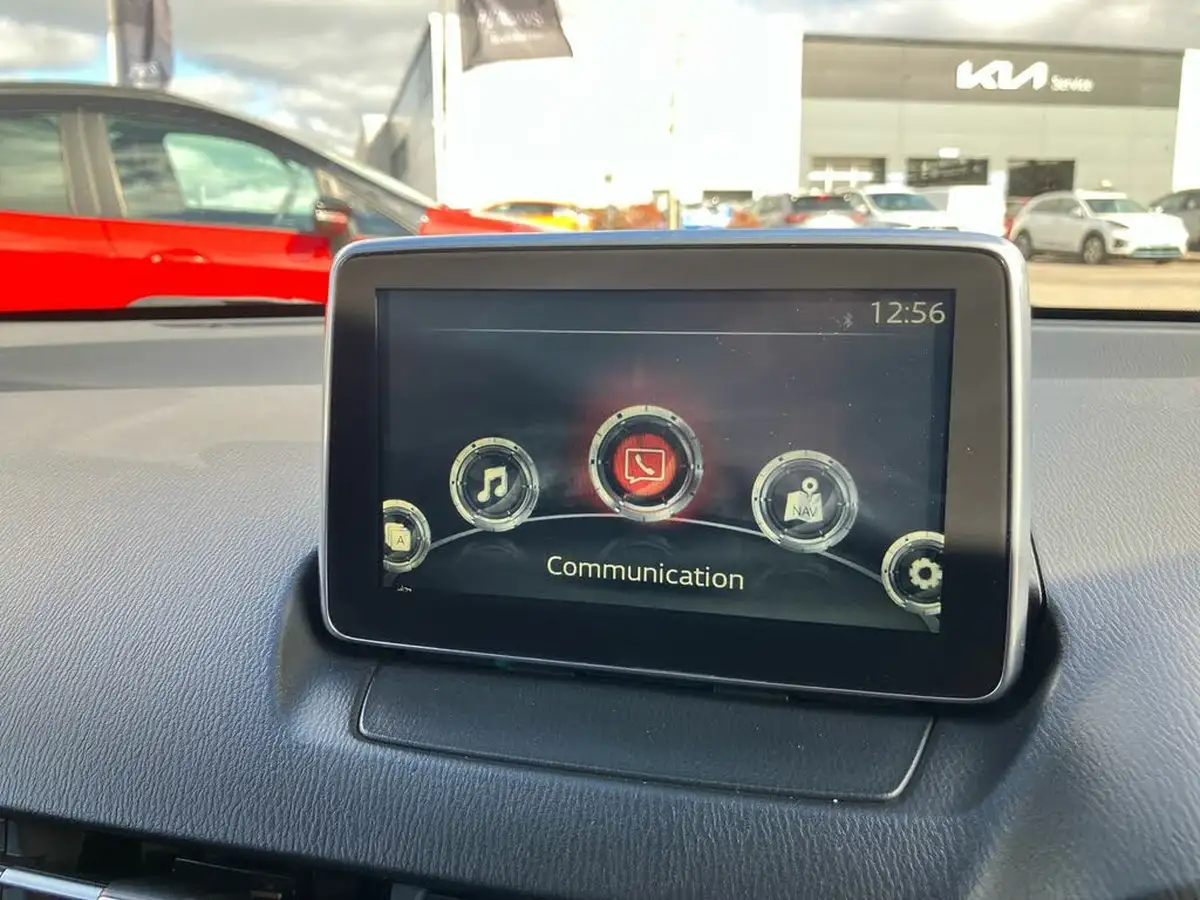 2016-mazda-mazda2-15-sport-black-big-10