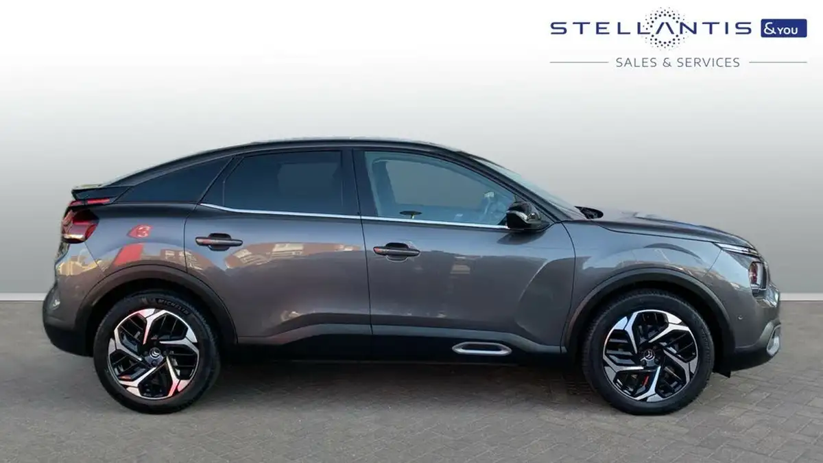 2021-citroen-c4-12-puretech-shine-plus-155ps-big-1