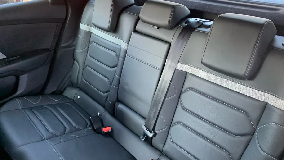 2021-citroen-c4-12-puretech-shine-plus-155ps-big-49