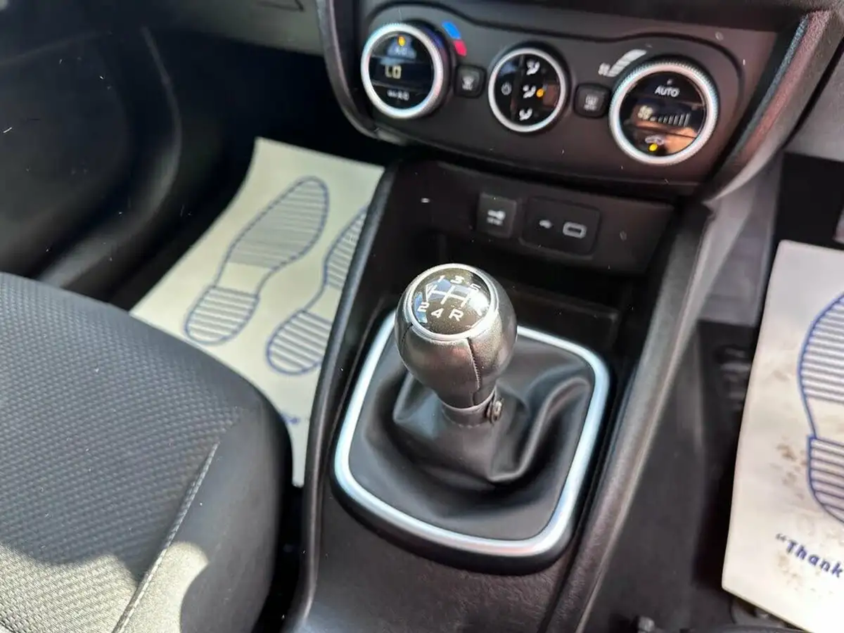2021-fiat-tipo-10-life-hatchback-big-30