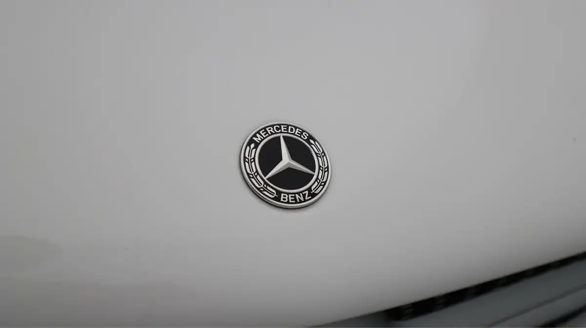 2020-mercedes-benz-cla-13-cla-180-amg-line-premium-plus-coupe-4d-big-22