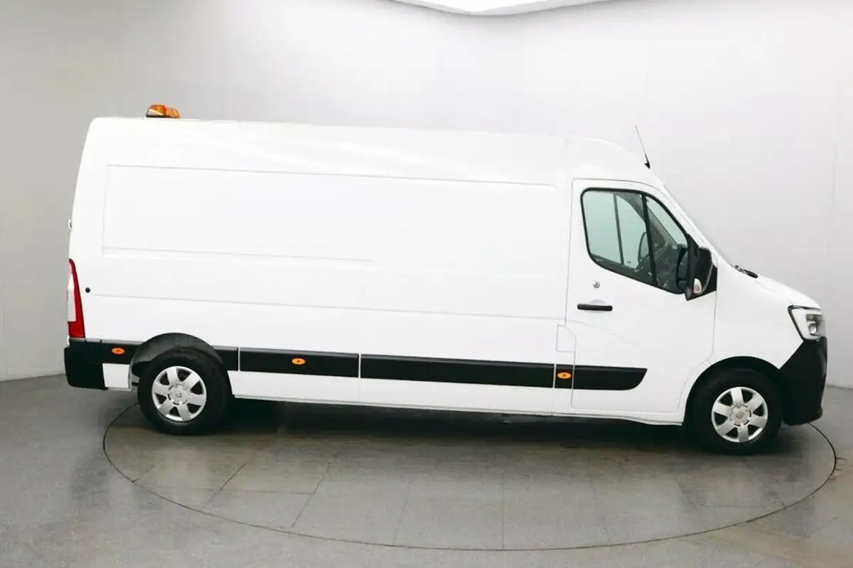 2022-renault-master-23dci-lm35-135-business-panel-big-7