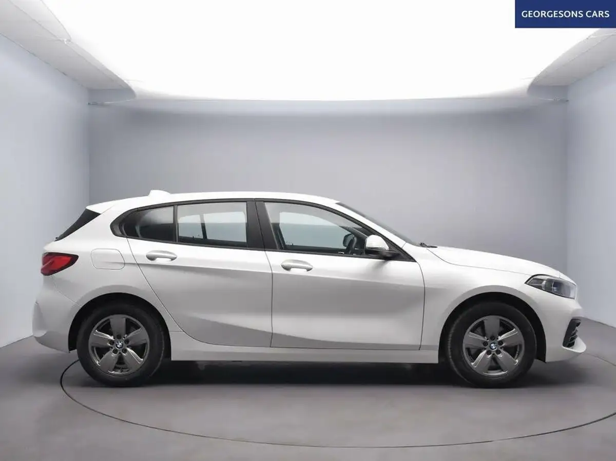 2020-bmw-1-series-15td-116d-se-big-5