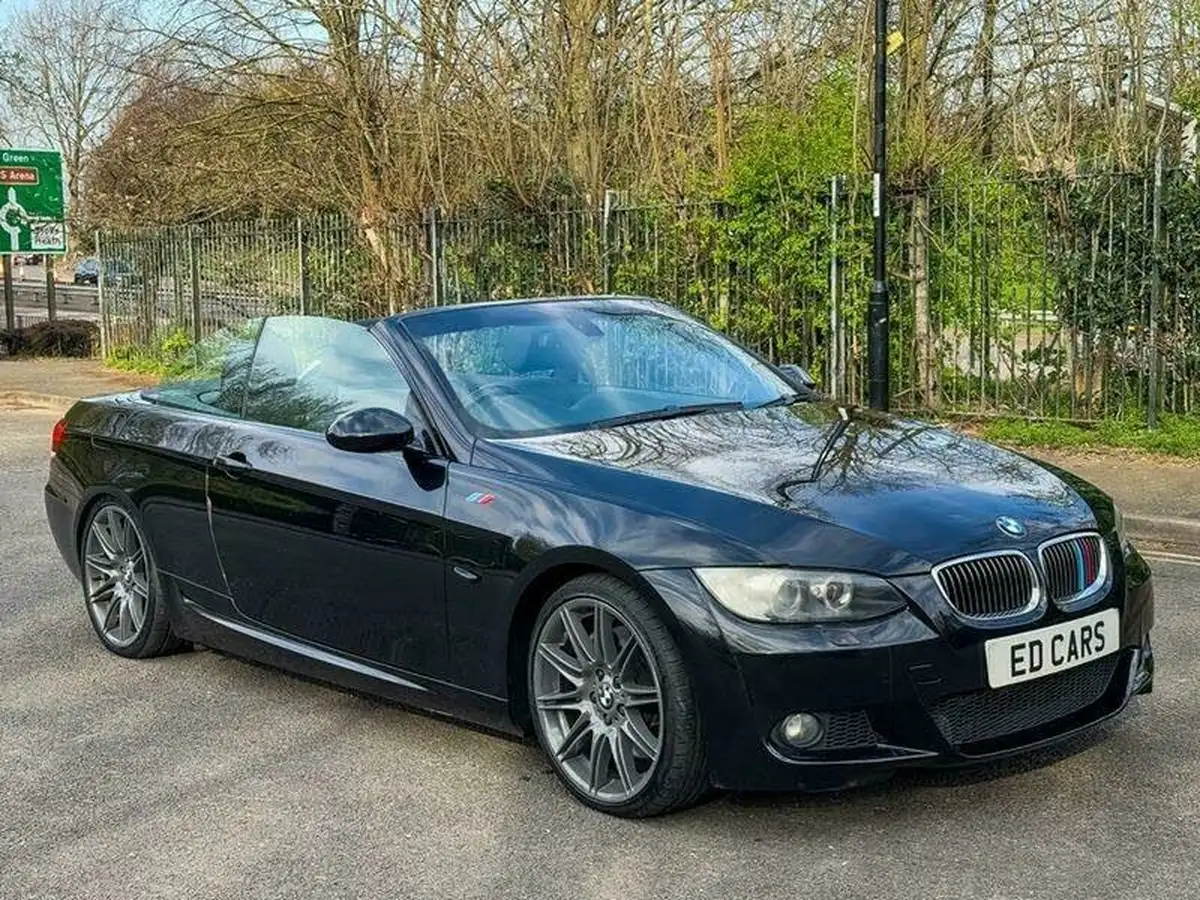 2009-bmw-3-series-30-330i-m-sport-convertible-2d-auto-big-19