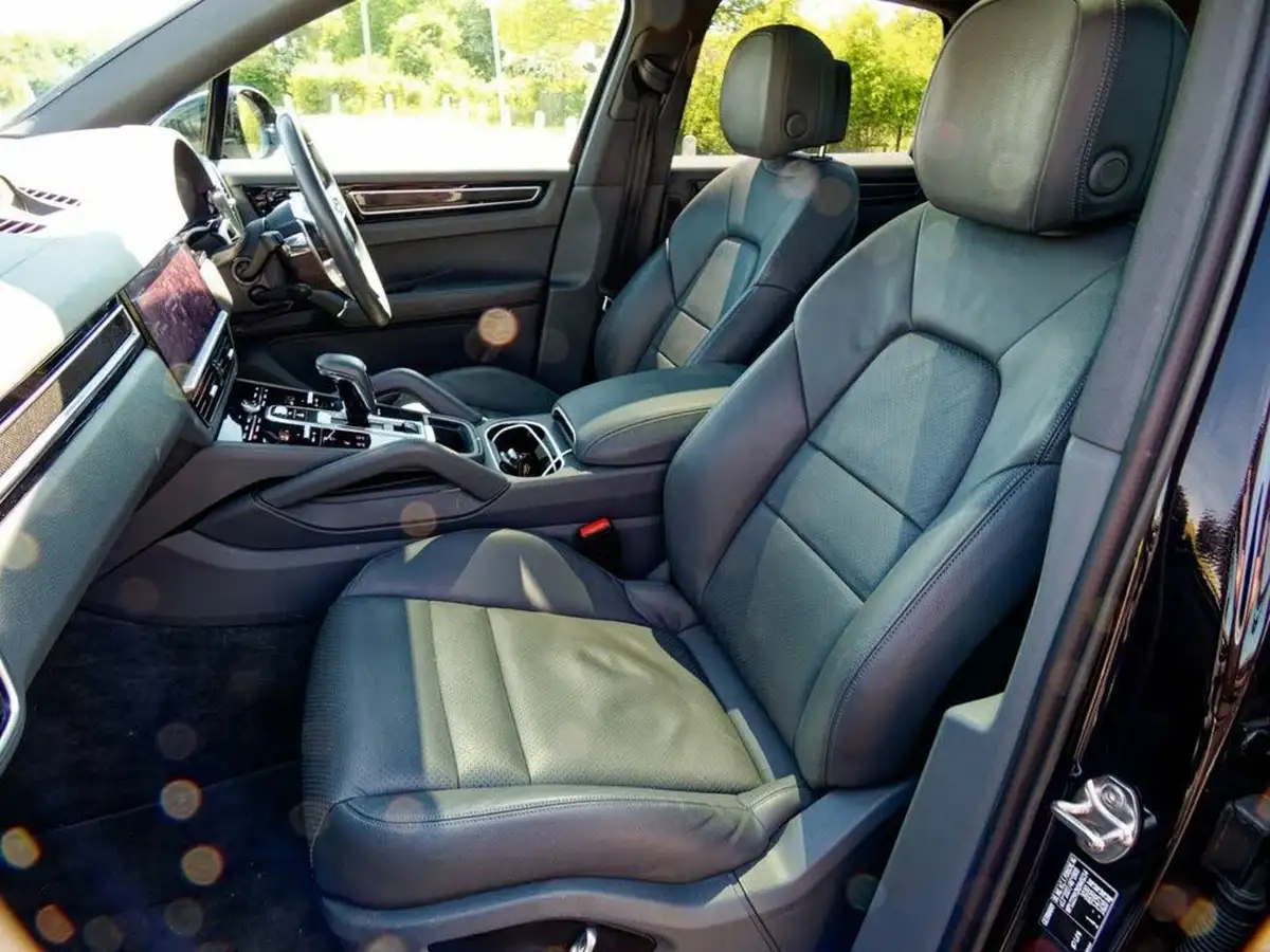 2018-porsche-cayenne-30-v6-e-hybrid-big-28