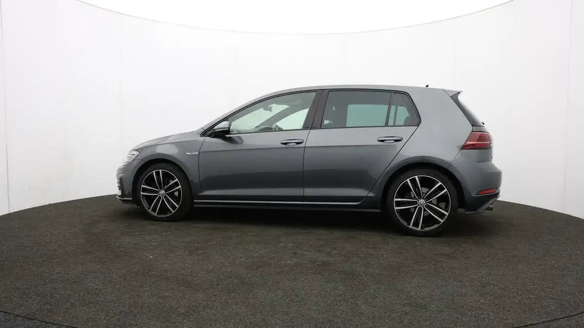 2017-volkswagen-golf-20tdi-gtd-ss-hatchback-5d-big-70