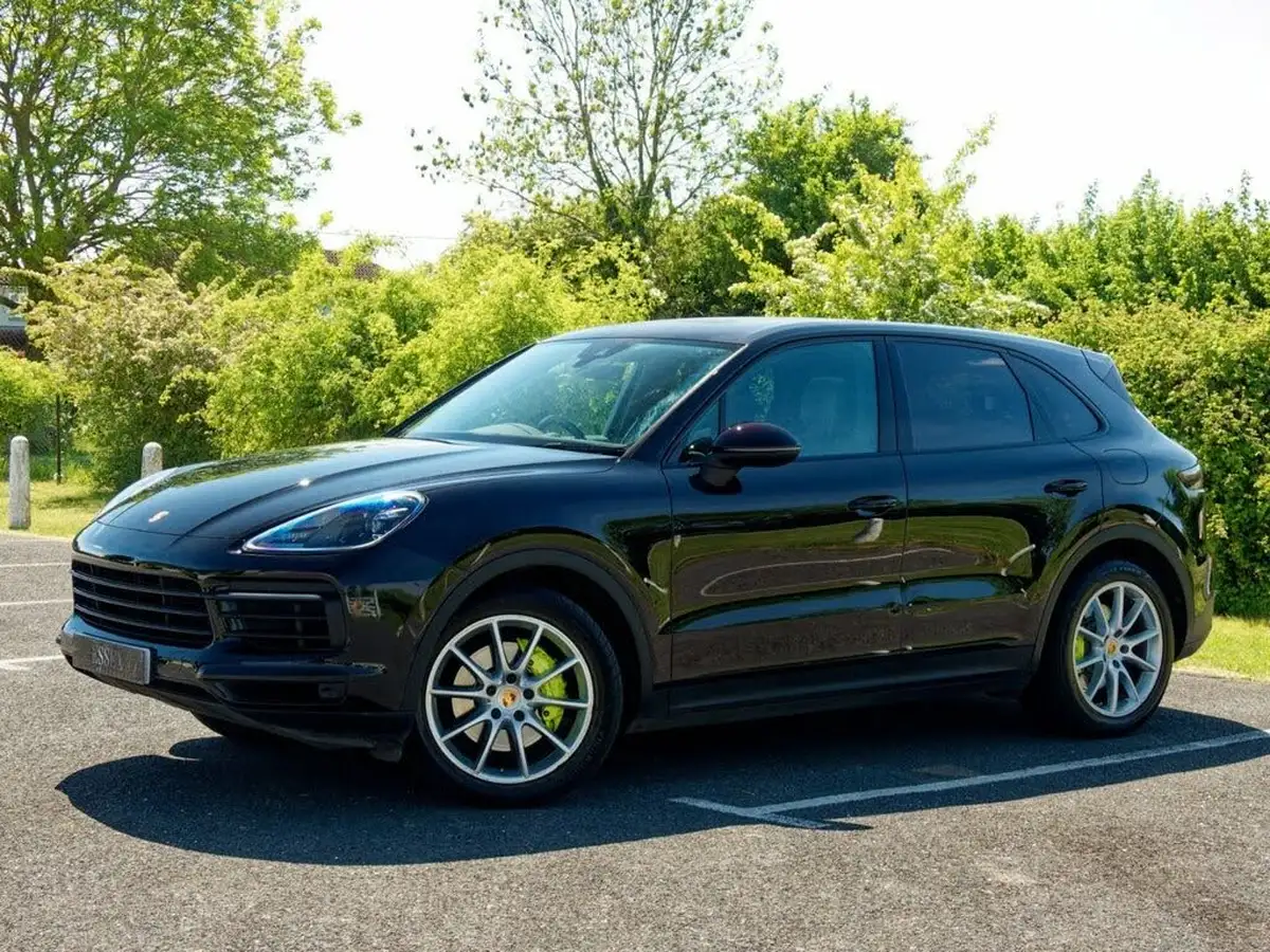 2018-porsche-cayenne-30-v6-e-hybrid-big-4