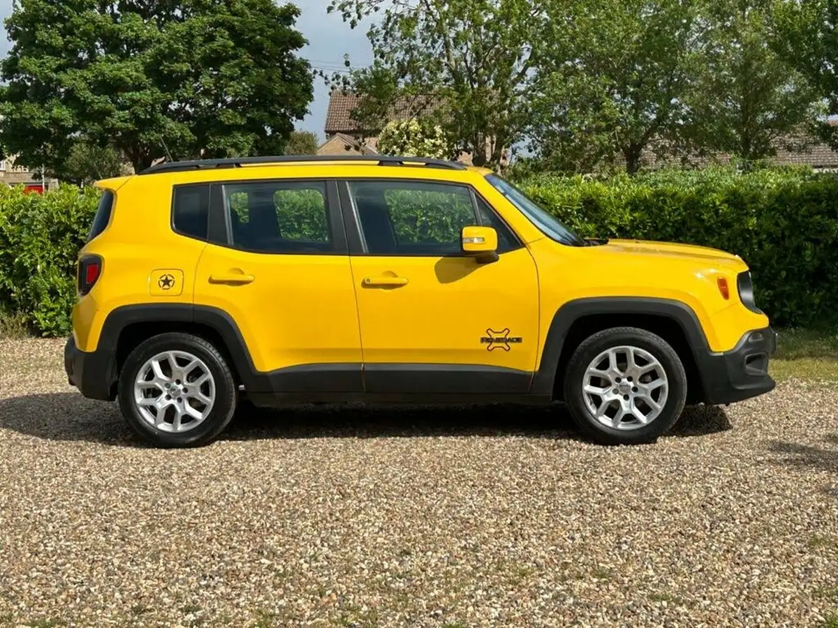 2015-jeep-renegade-14-multiair-ii-longitude-big-34