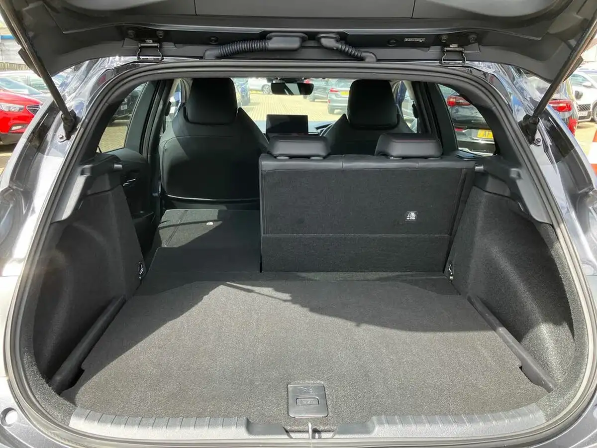 2023-toyota-corolla-20-vvt-i-gr-sport-193bhp-hatchback-big-23