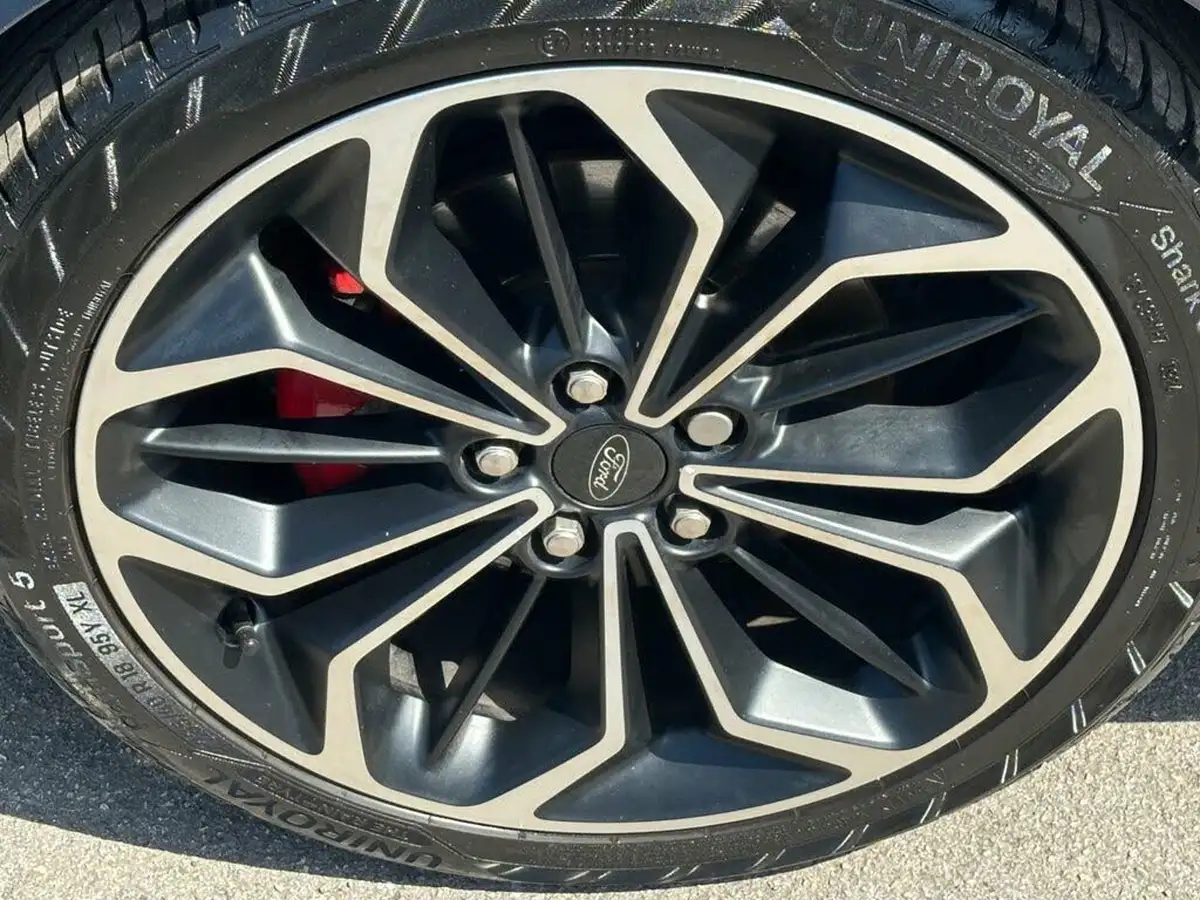 2018-ford-focus-10t-st-line-x-125ps-hatchback-big-49