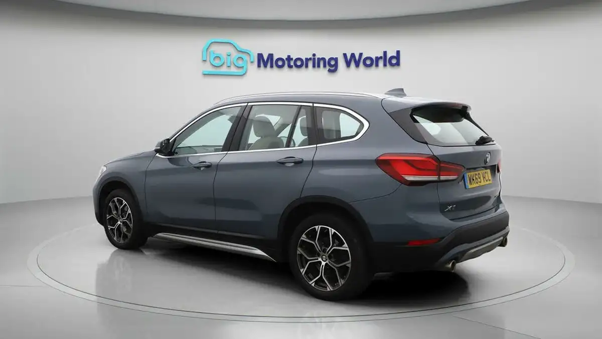 2019-bmw-x1-20-xdrive20i-xline-big-5