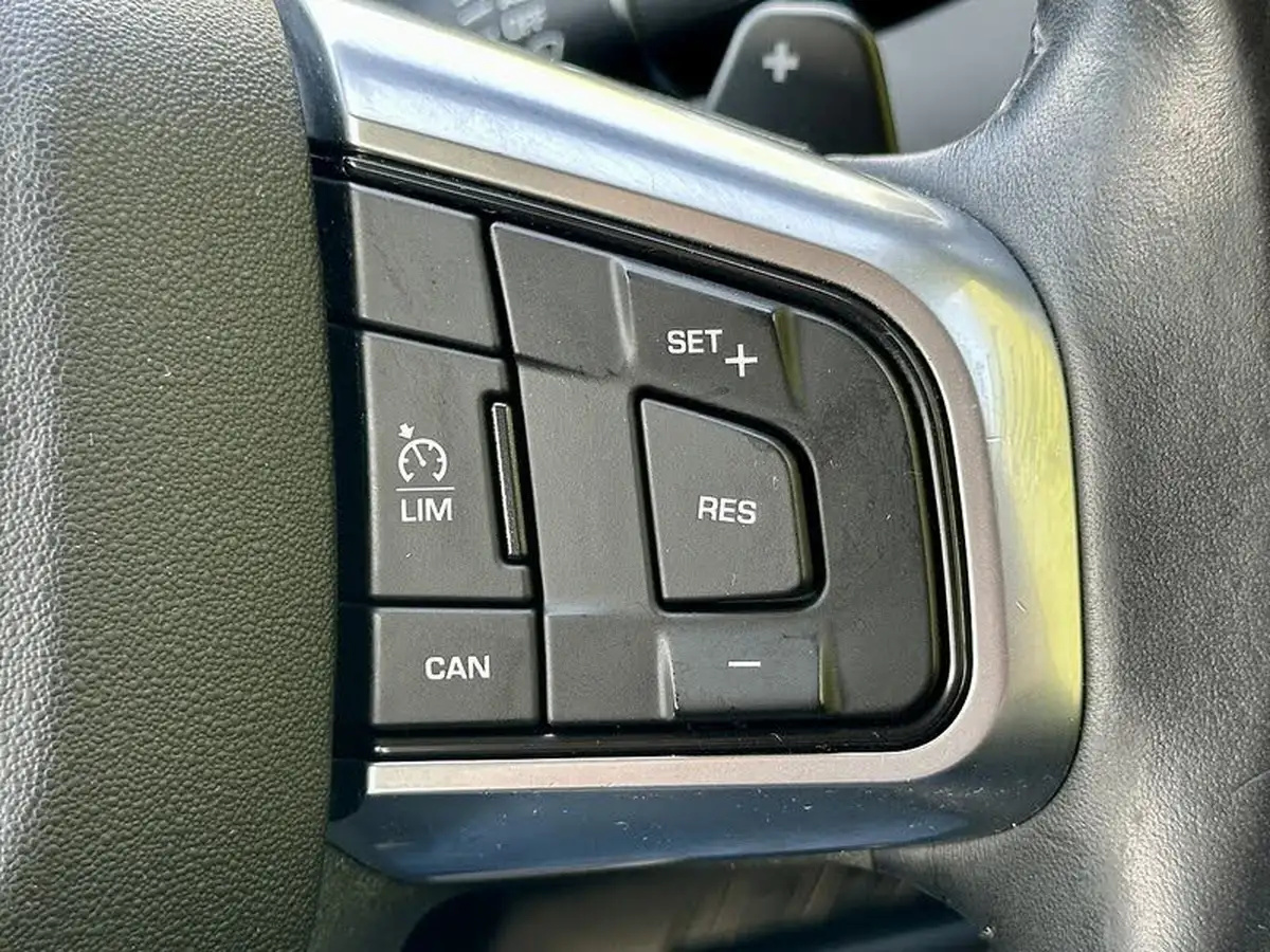 2016-land-rover-discovery-sport-20td4-se-tech-180ps-awd-ss-auto-big-28