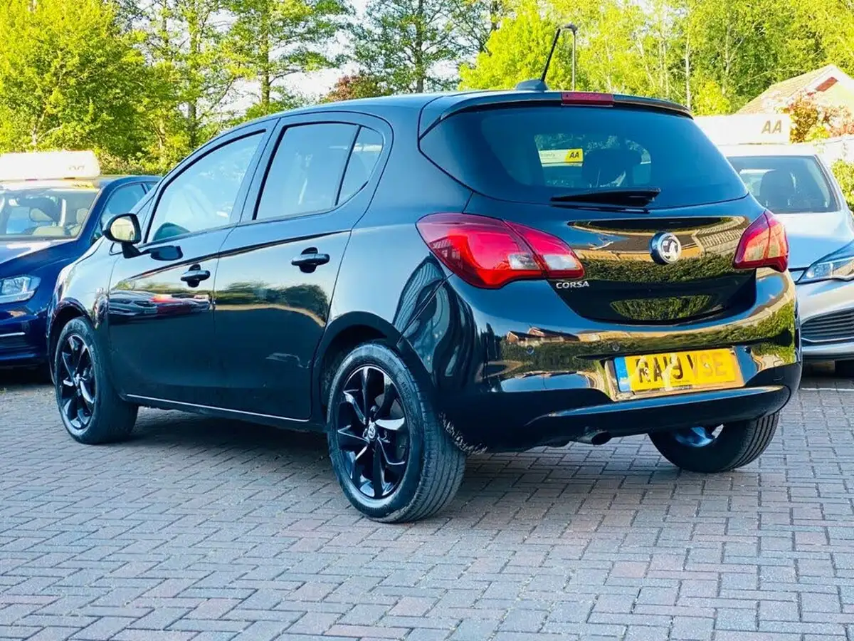 2019-vauxhall-corsa-14i-griffin-90ps-5d-big-2