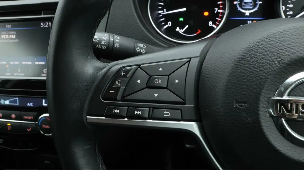 2021-nissan-qashqai-13-dig-t-acenta-premium-140ps-big-23