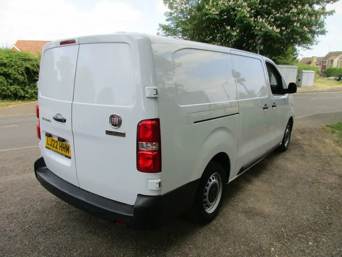 2022-fiat-scudo-15jtd-sx-100hpeu6d-lwb-big-3