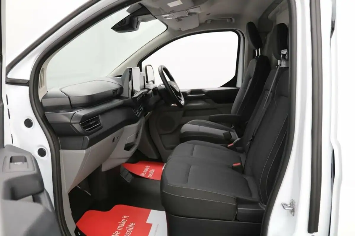 2024-ford-transit-custom-20tdci-320-l2h1-limited-136pseu6e-panel-van-1996cc-auto-big-23