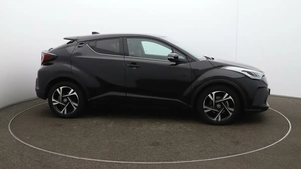 2022-toyota-c-hr-18-vvt-i-design-big-46