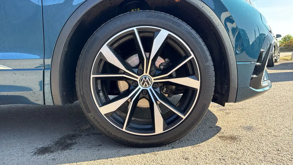 2021-volkswagen-tiguan-15-tsi-r-line-big-8