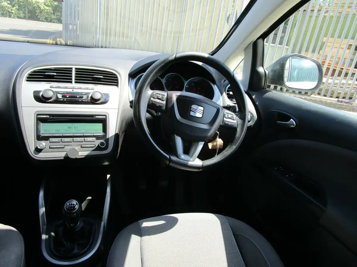 2012-seat-altea-16td-se-ecomotive-big-13