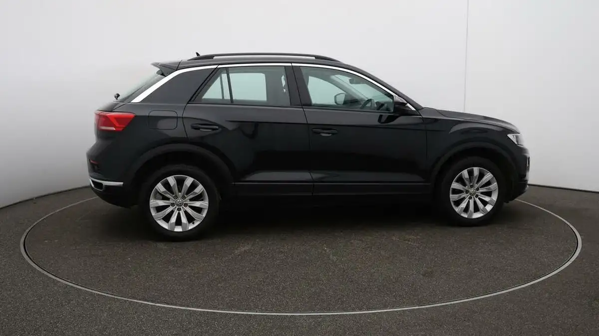 2020-volkswagen-t-roc-10-tsi-se-115ps-big-49