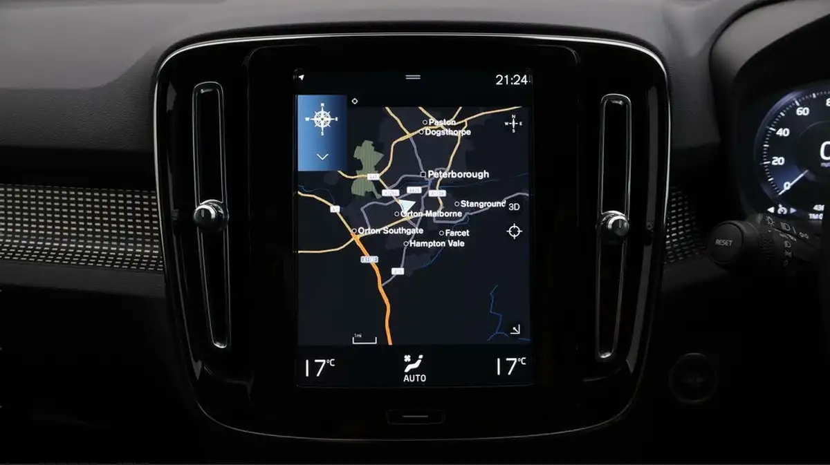 2022-volvo-xc40-15-t3-r-design-auto-big-11