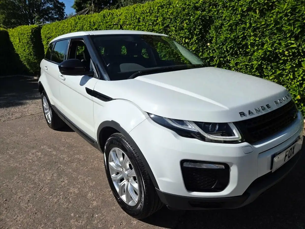 2018-land-rover-range-rover-evoque-20ed4-se-tech-hatchback-5d-big-8