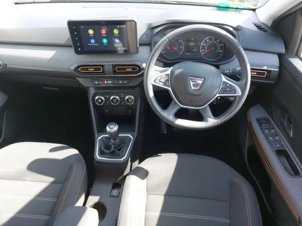 2022-dacia-sandero-stepway-10-tce-prestige-100bhp-bi-fuel-big-6