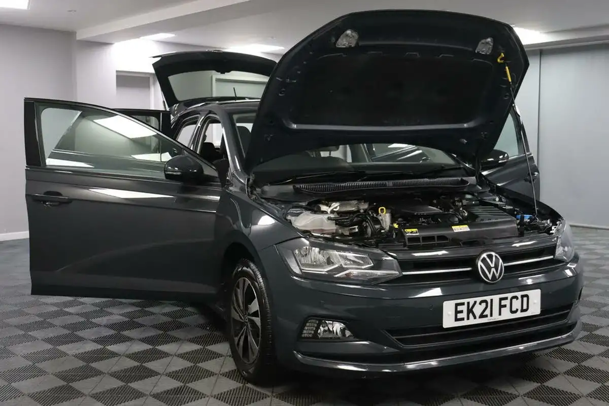 2021-volkswagen-polo-10-match-big-12