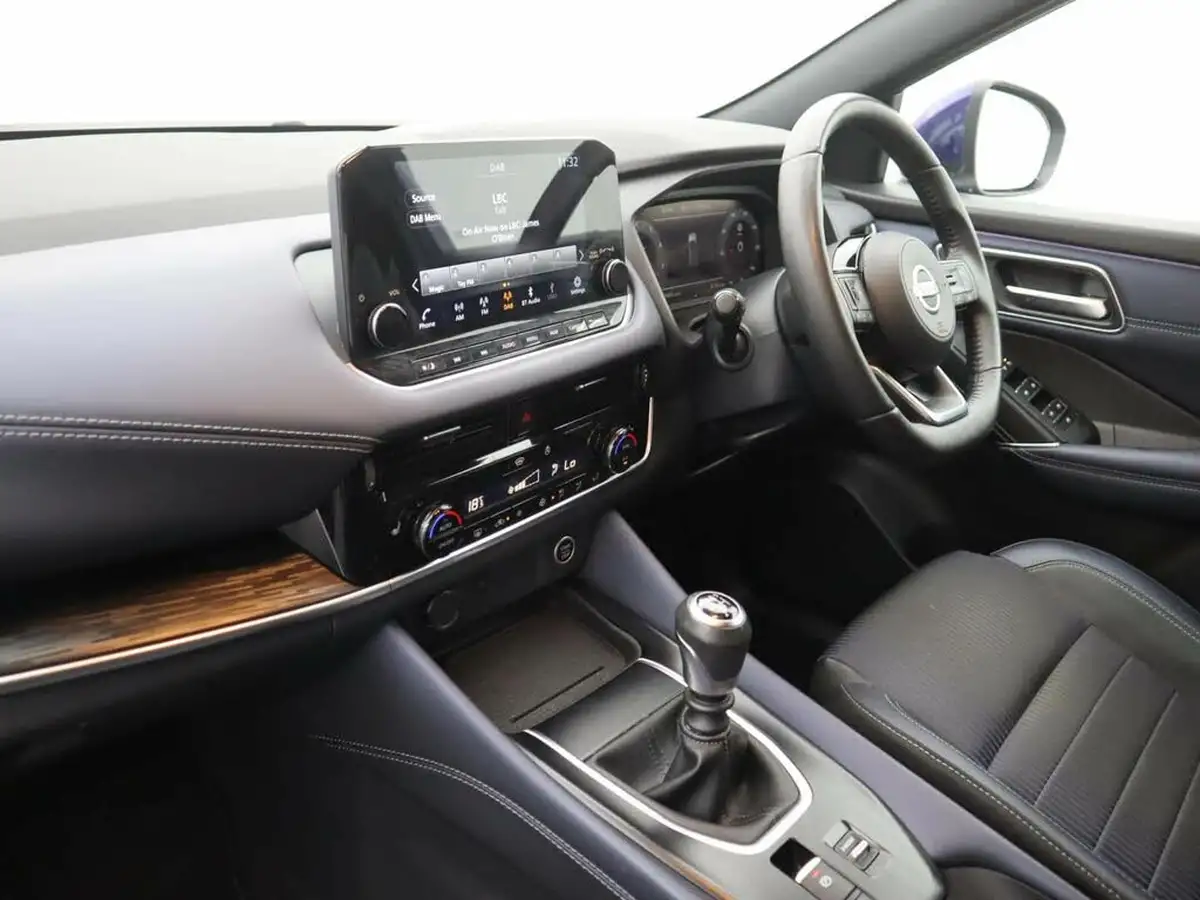 2022-nissan-qashqai-13-dig-t-tekna-140ps-mild-hybrid-big-14