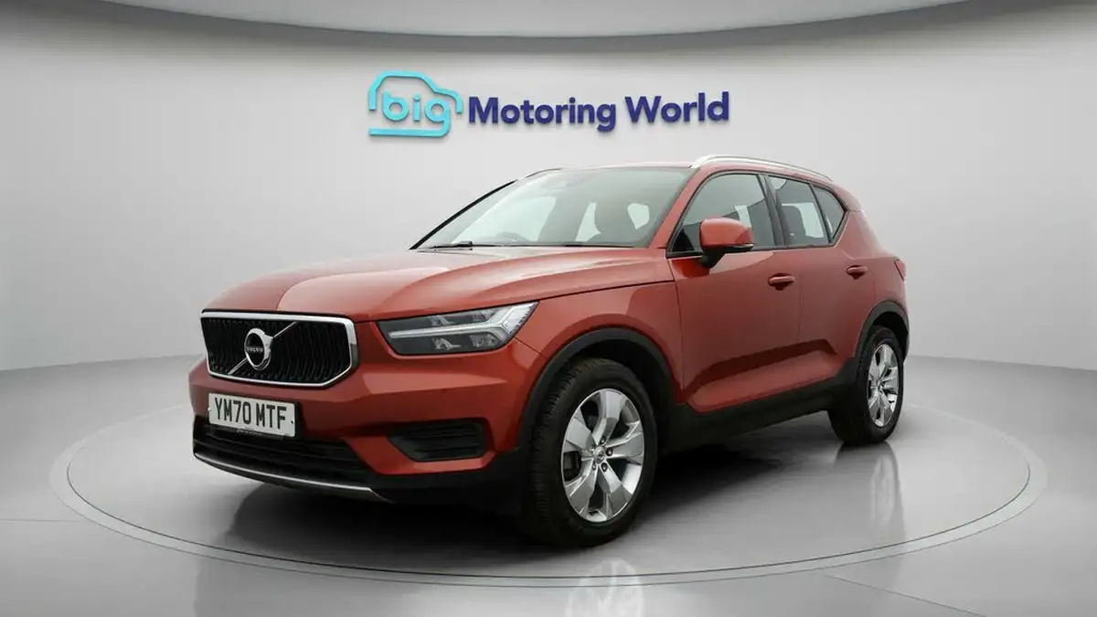 2020-volvo-xc40-20td-d3-momentum-geartronic-big-2