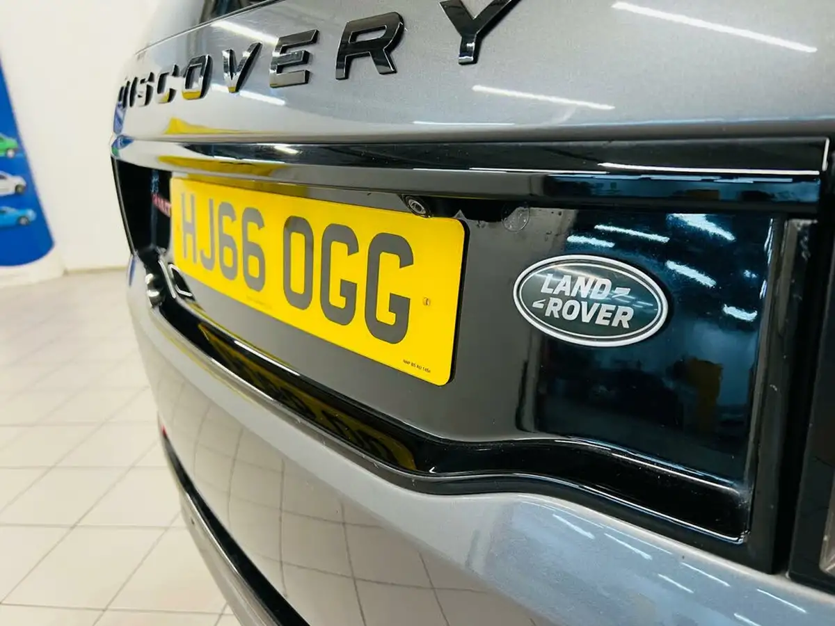 2016-land-rover-discovery-sport-20td4-hse-dynamic-lux-awd-ss-big-15