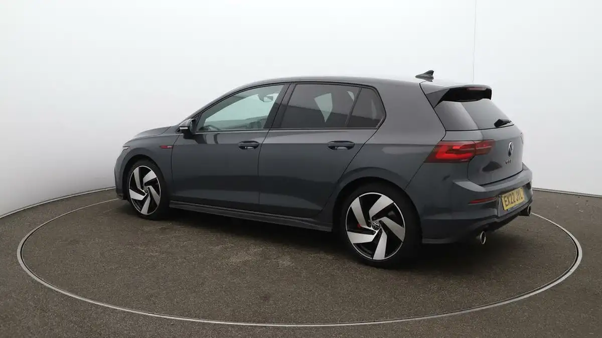 2022-volkswagen-golf-20-tsi-gti-dsg-big-29